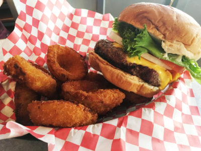 Billy's Corner Bar &amp; Grill