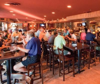willy t's full bar